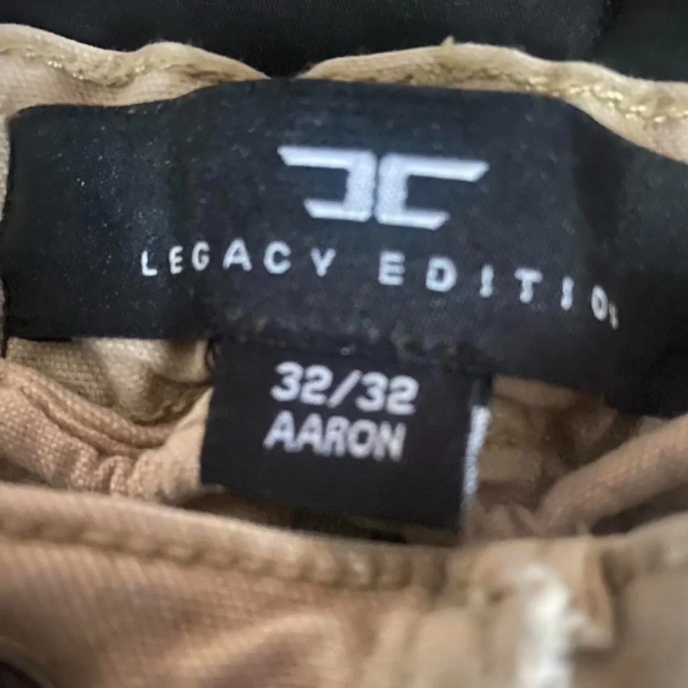 Jordan Craig Light Tan Cargo Pants (Size: 32 x 32)